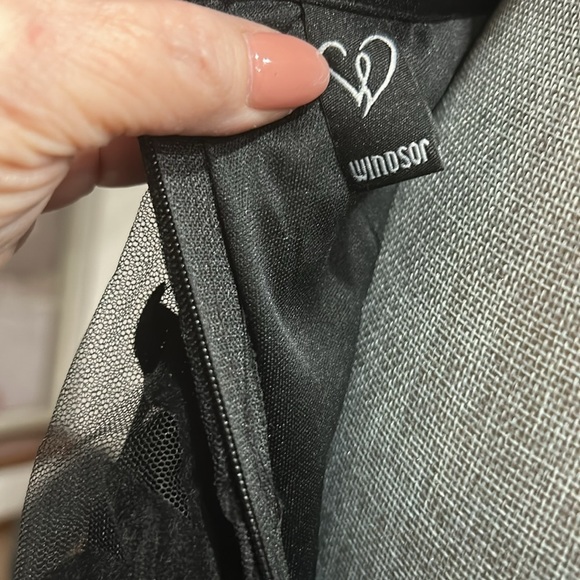 Black Formal/Prom Dress by Windsor. Sz. L Worn once. BUST PROFFESIONALY ALTERED - Picture 9 of 12